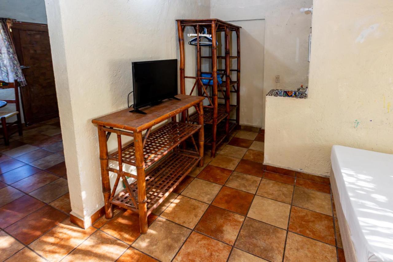 Casa Mexica Bungalows Zihuatanejo Exteriör bild